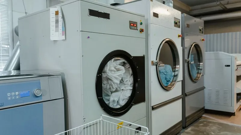 Secadora De Roupas Brastemp 10kg Suspensa Branca Bsi10bb Cor Branco É Boa VEJA AQUI Se Compensa Comprar